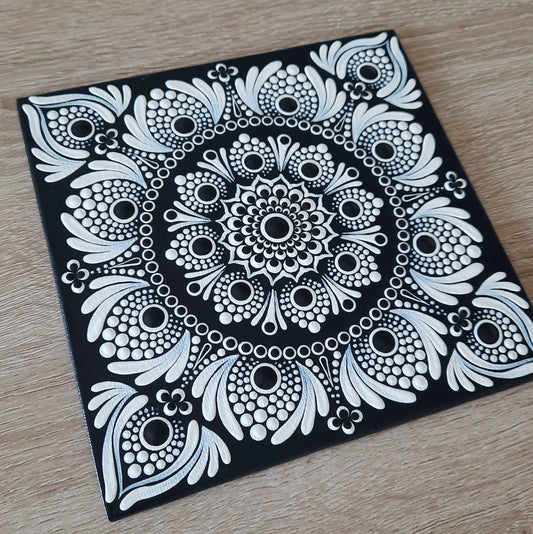 ***6" Black & White Mandala