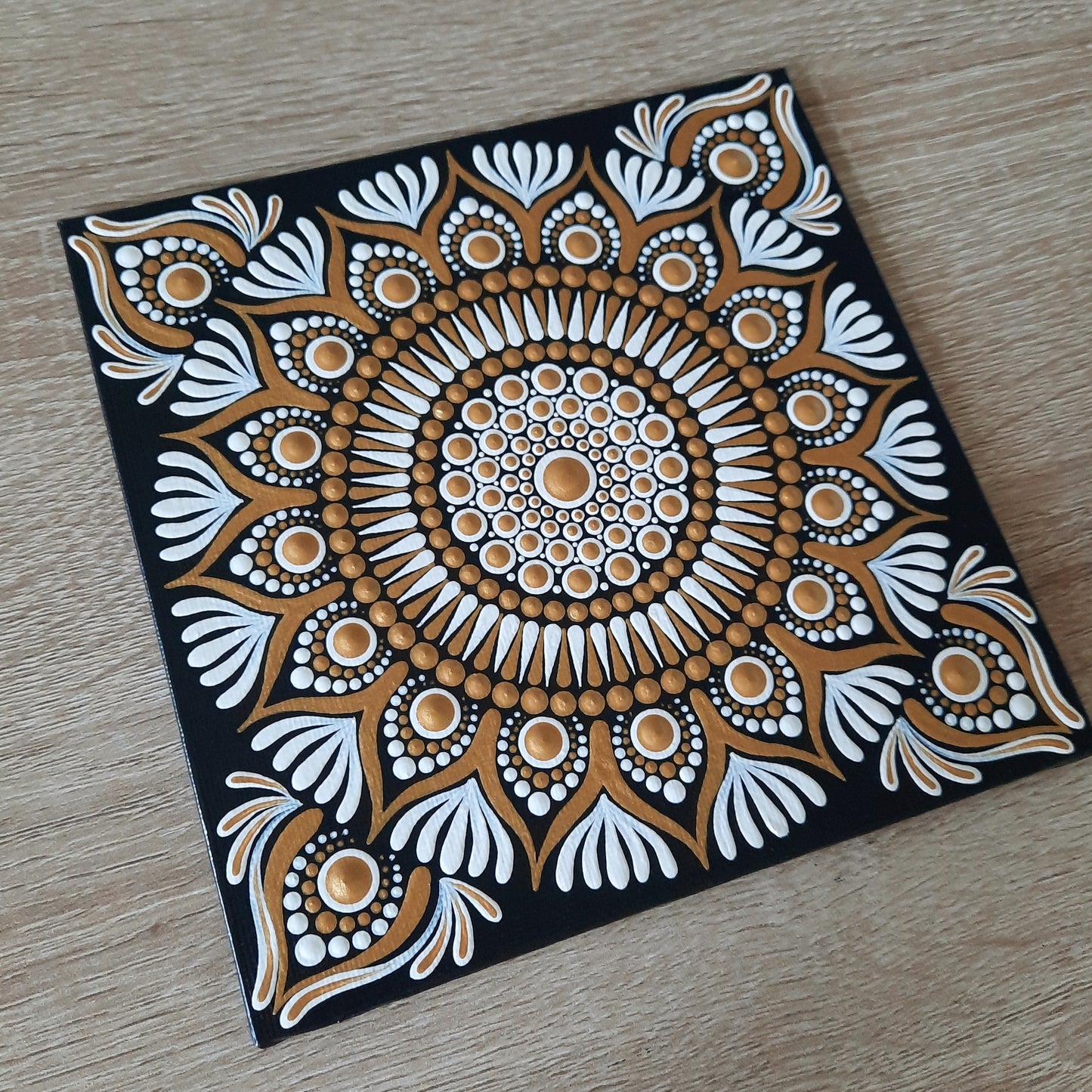 **6" Gold & White Mandala