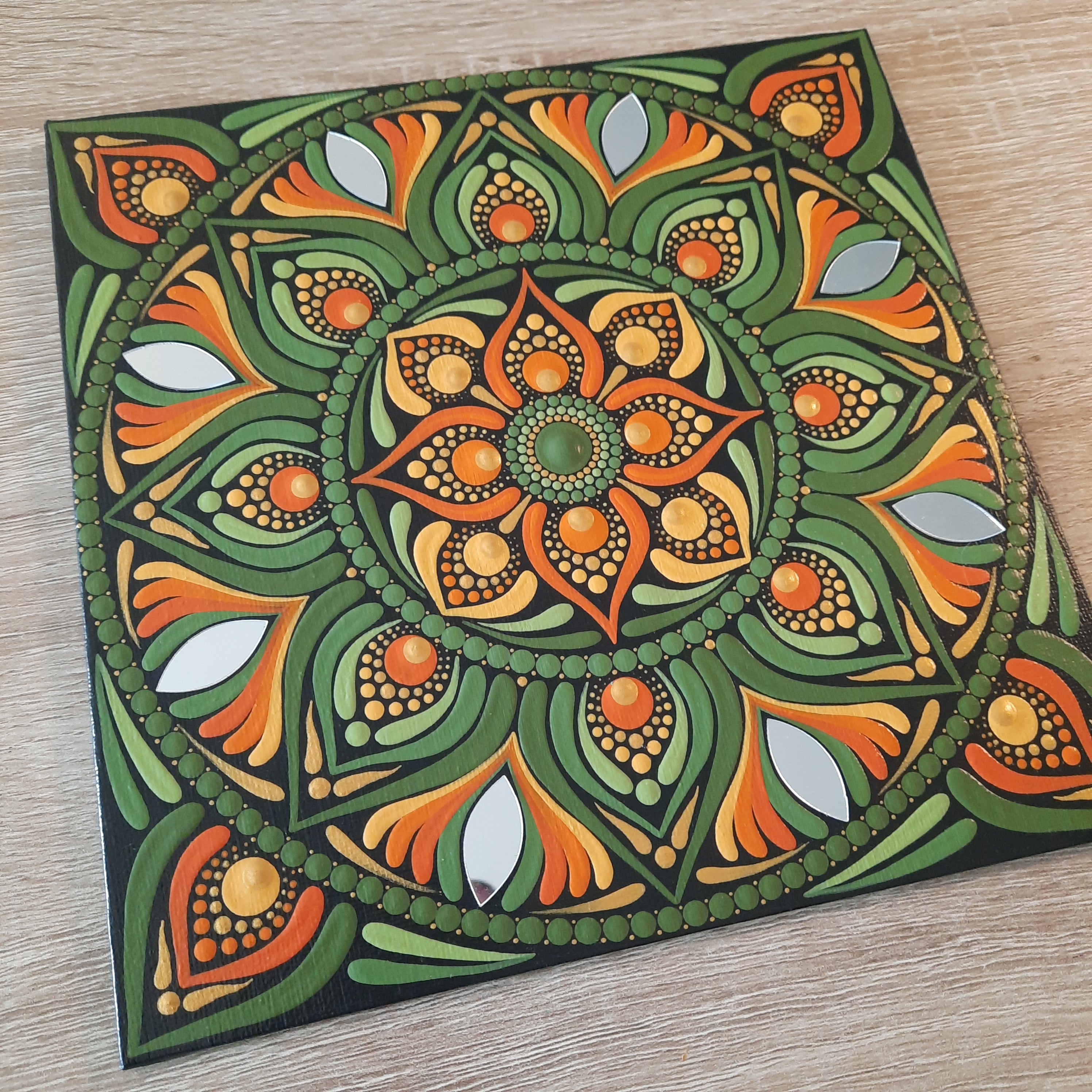 8" Retro Mandala