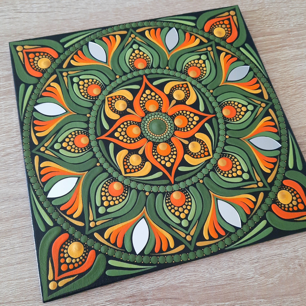 8" Retro Mandala